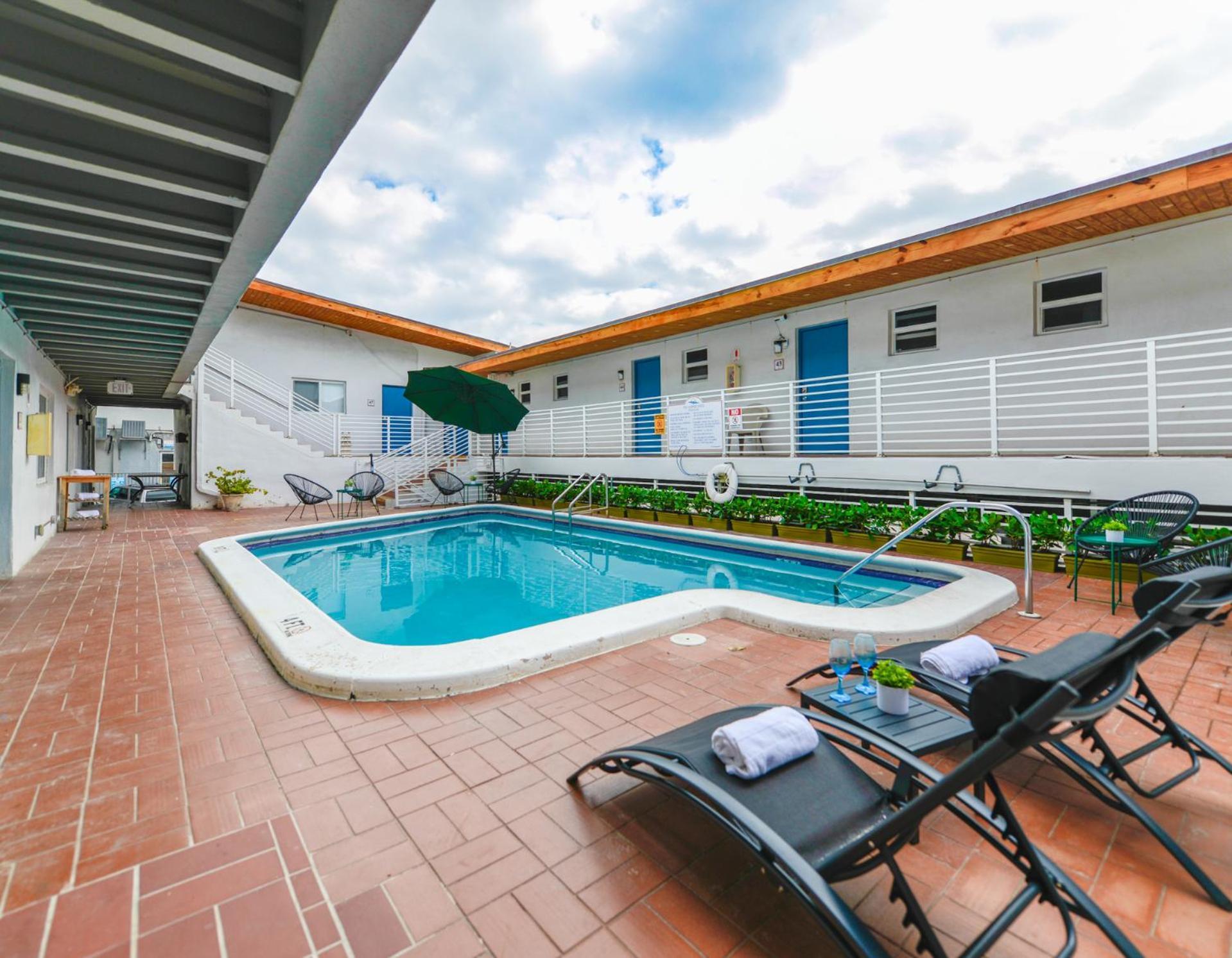Amazing Balcony Studio At The Beach With Parking -M44 Hollywood Zewnętrze zdjęcie