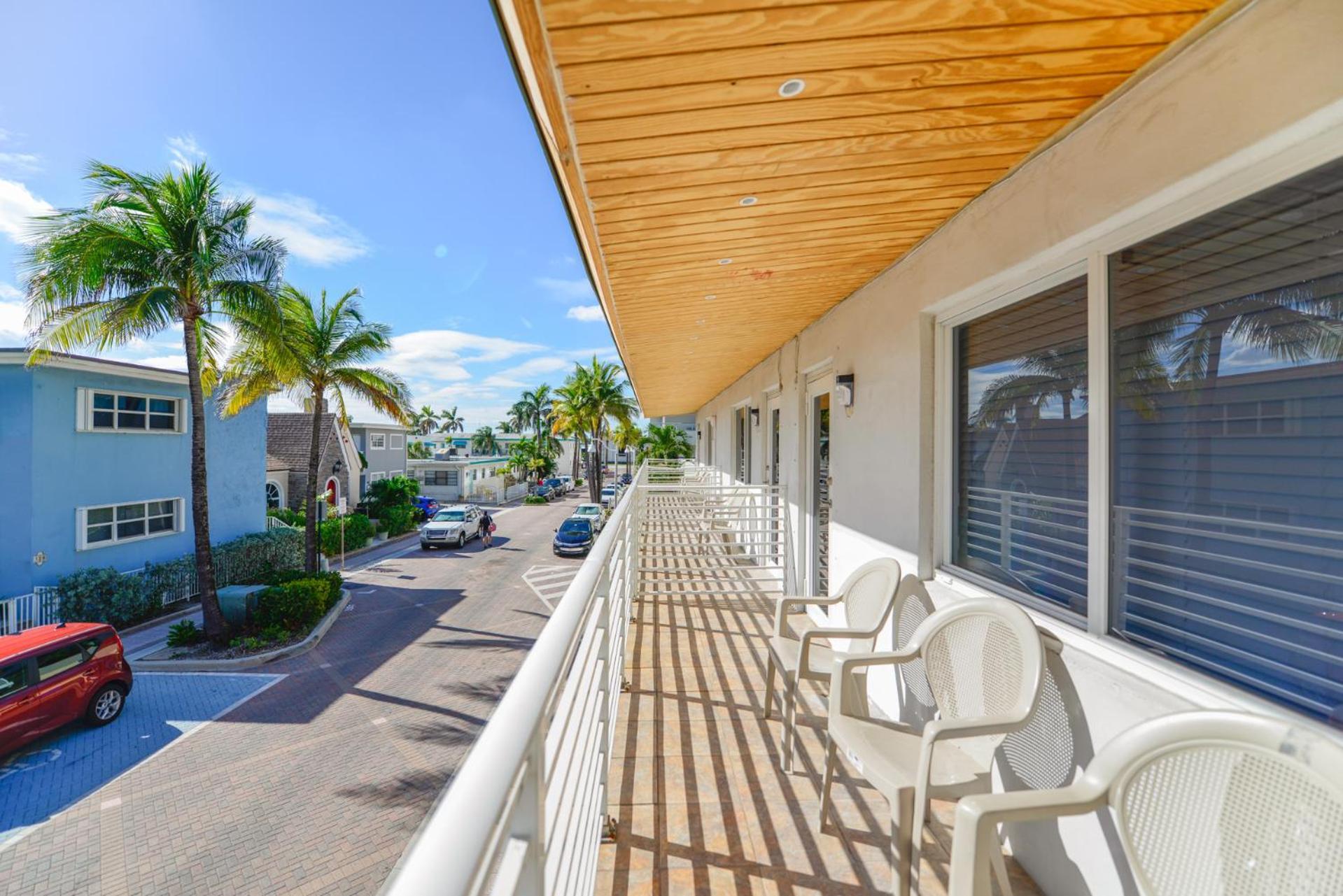 Amazing Balcony Studio At The Beach With Parking -M44 Hollywood Zewnętrze zdjęcie